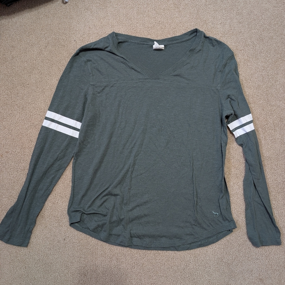 PINK Victoria's Secret Long Sleeve Tee